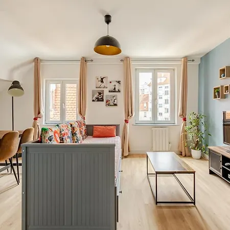 Banksy Centre-ville, Place De L'etoile Lejlighed