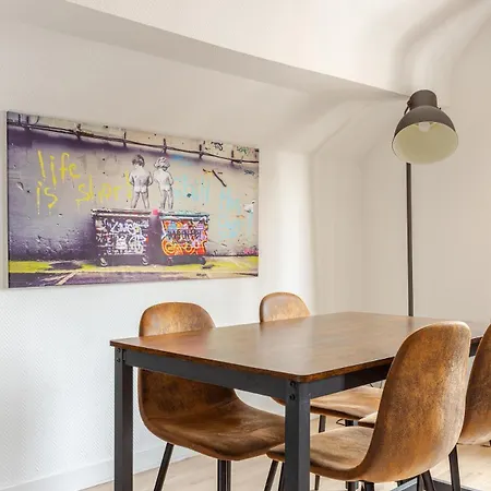 Banksy Centre-ville, Place De L'etoile Strasbourg